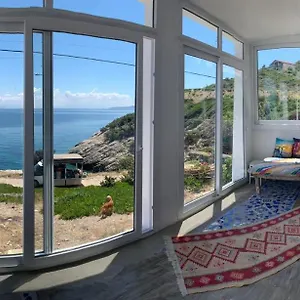 Kaynarpınar Karaburun Tatil Evi